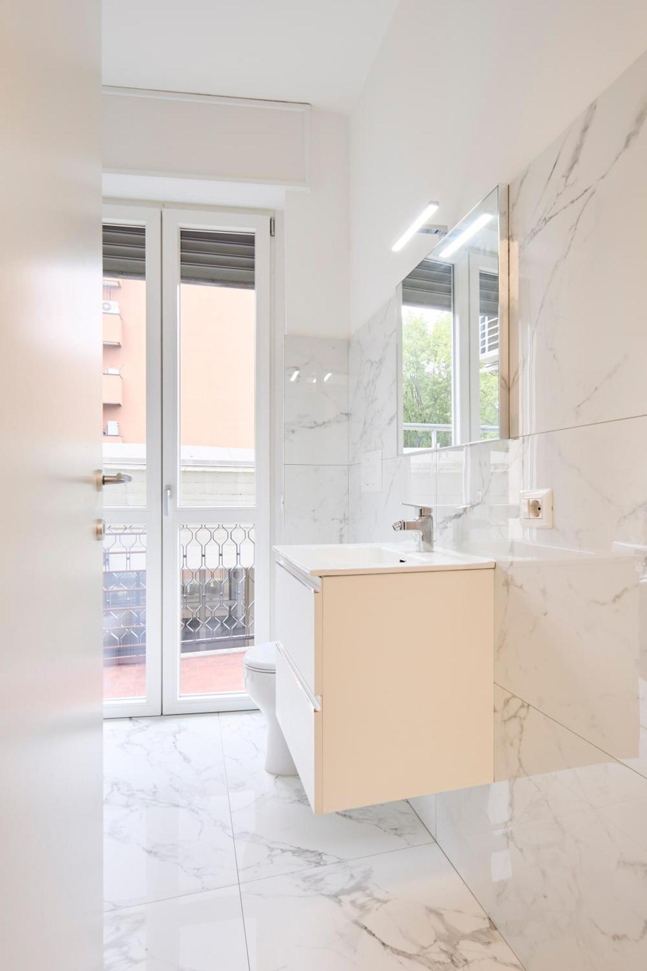 New Elegant In * Milano
